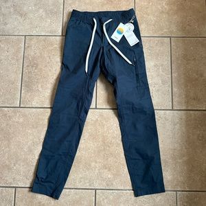 VUORI MEN’s PANTS….NWT!!
